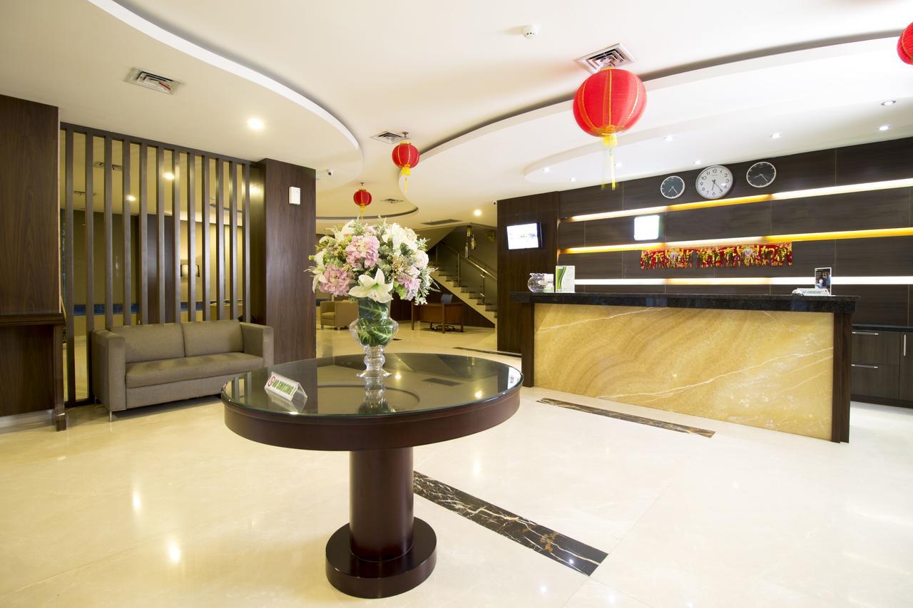 מלון ג'קרטה Reddoorz Near Roxy מראה חיצוני תמונה